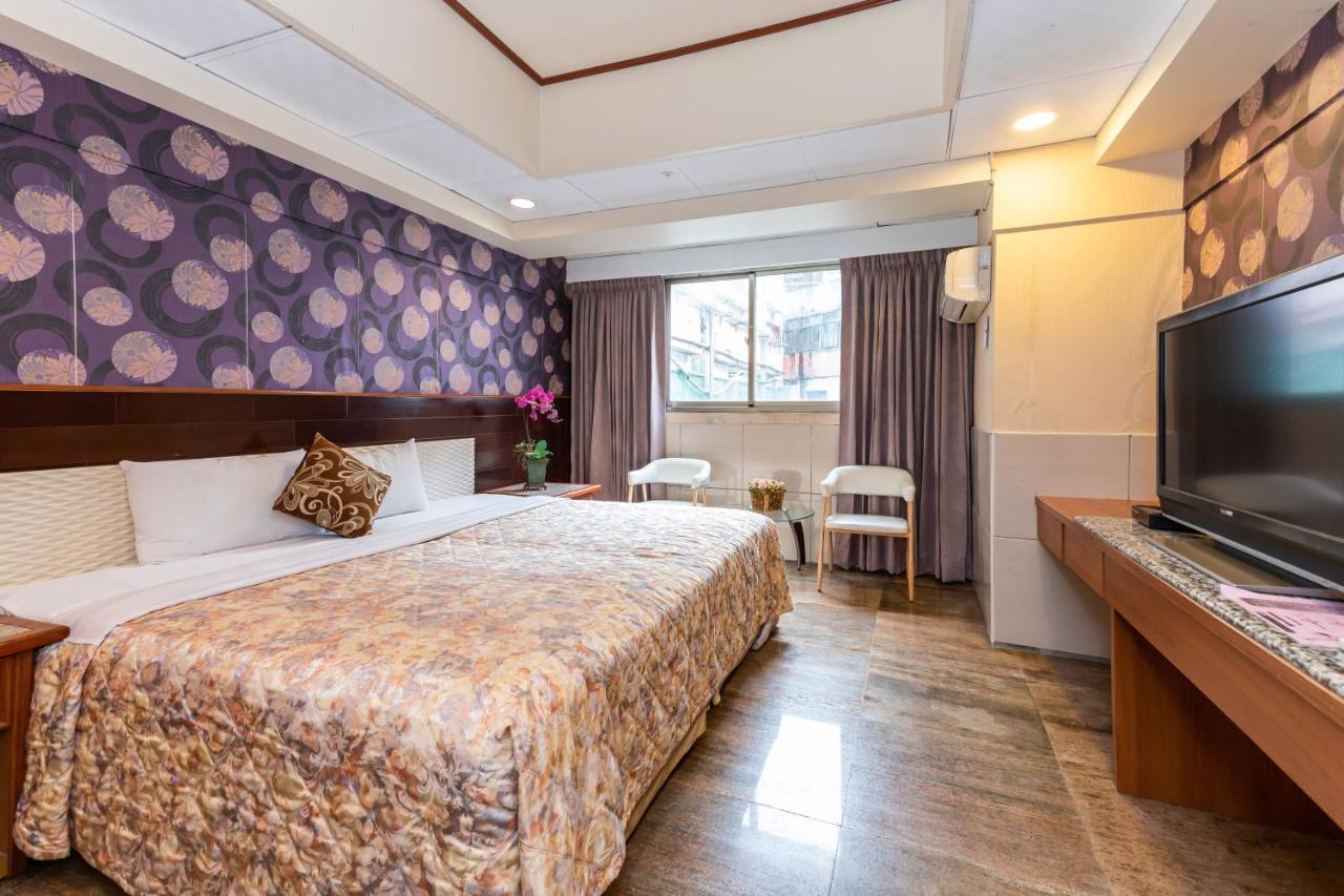 Yi Pin Business Hotel Taoyuan Exterior photo